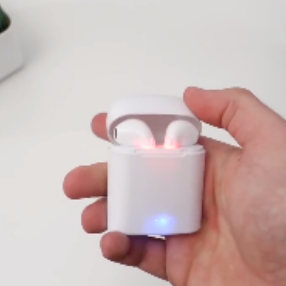 NWT bluetooth earbuds noise cancelling headphones - Picture 6 of 8